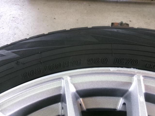 YOKOHAMA STANDARD WHEEL GRASS ST + YOKOHAMA iceGUARD iG70