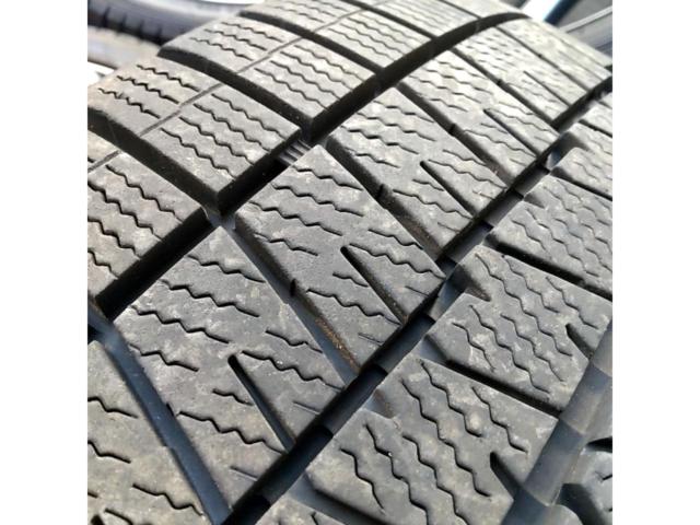 MAZDA3 ファストバック純正ホイール + DUNLOP WINTERMAXX WM03