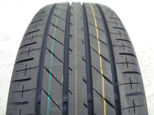 TOYO PROXES R60