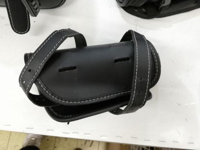 【メーカー不明】サイドバッグ