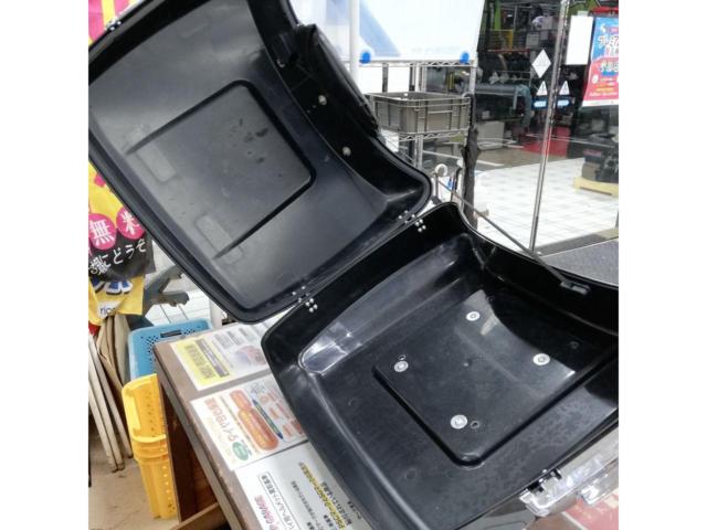 【メーカー不明】 背もたれ付き トップケース