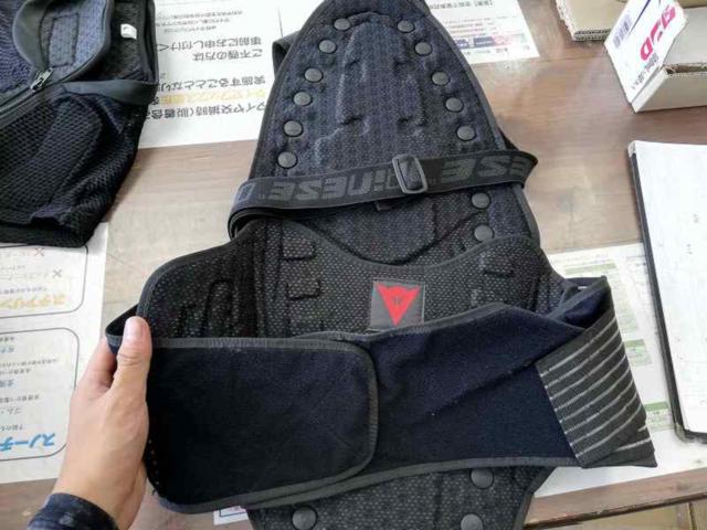 【DAINESE】バックプロテクター