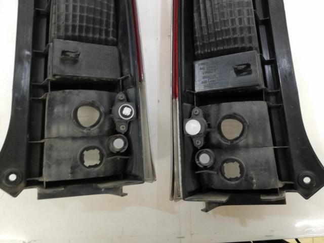 【スズキ純正】ワゴンR テールカバー [STANLEY P2874]
