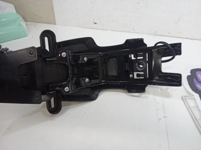 【YAMAHA】XSR125 純正リアフェンダー B1VF1629-01