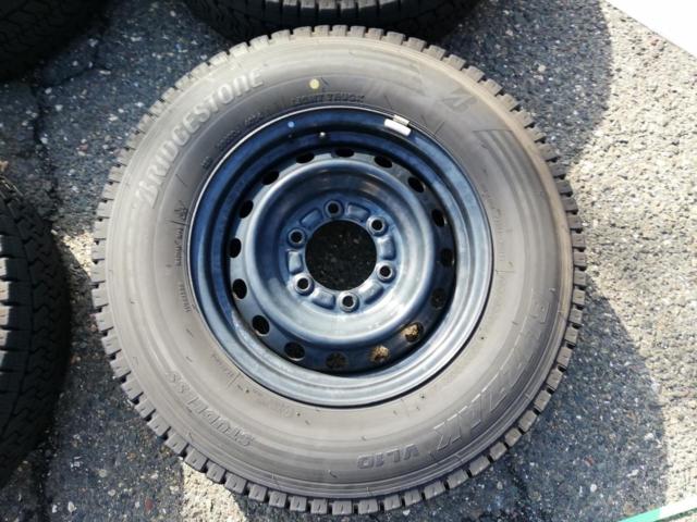 【トヨタ純正】 ハイエース純正スチール+【BRIDGESTONE】BLIZZAK VL10