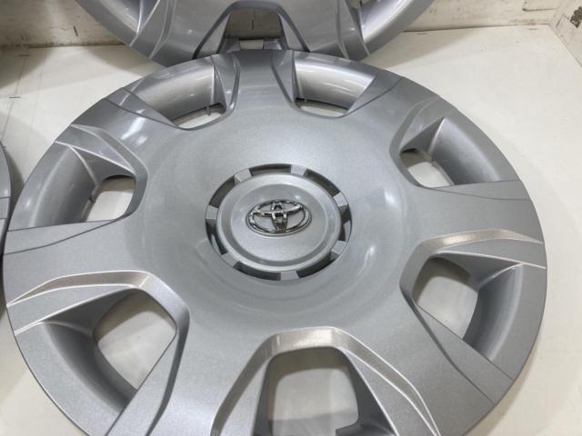 【トヨタ純正】ハイエース純正ホイールカバー