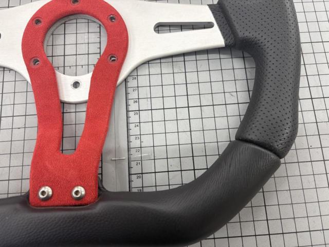 【MOMO】TREK R
