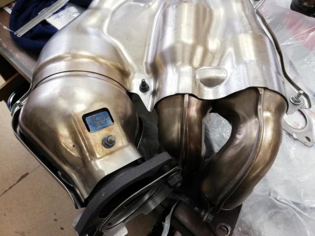 【トヨタ純正】ZN8 GR86純正エキゾーストマニホールド
