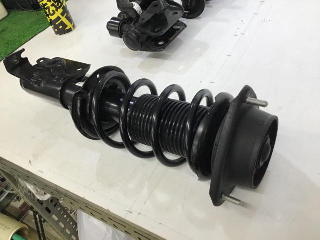 【トヨタ純正】GR86純正サスキット