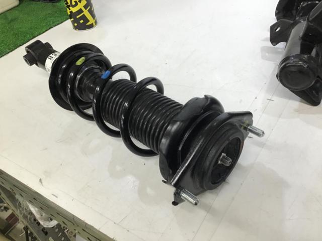 【トヨタ純正】GR86純正サスキット