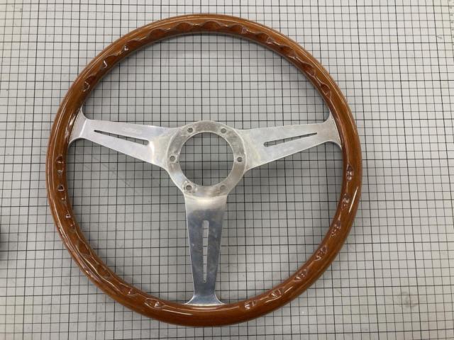 【NARDI】クラシックウッドステアリング 365Φ