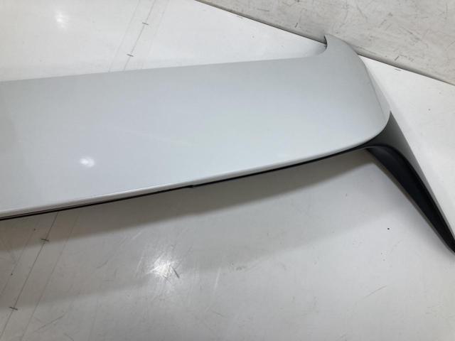 【ホンダ純正】RV5ヴェゼル純正リアウイング