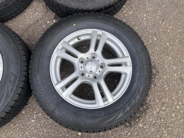NIRVANA 15x6+53 114-5H  +  BRIDGESTONE  BLIZZAK VRX2