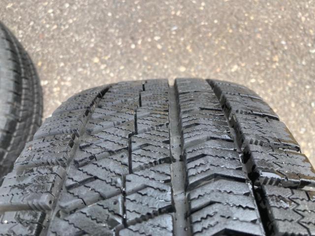 NIRVANA 15x6+53 114-5H  +  BRIDGESTONE  BLIZZAK VRX2