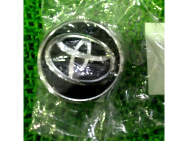 【トヨタ純正】ホイールハブオーナメント(センターキャップ)42603-42170 4個セット