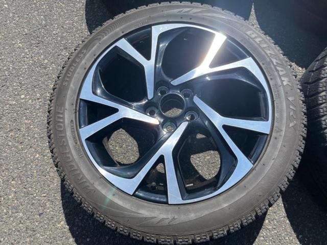 ☆ノア/ヴォクシー/ヤリスクロスなどに流用可能!(^^♪☆【トヨタ純正】 C-HR ※センターキャップ欠品