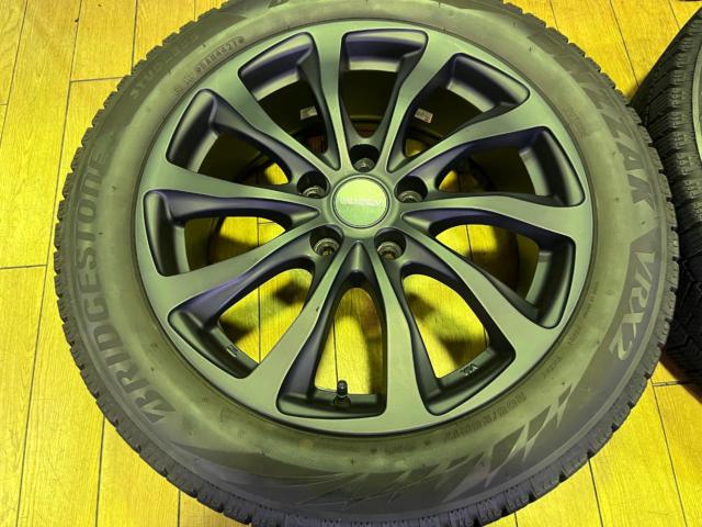 ☆ノアヴォクシー(90系)/ステップワゴン(RP6～)等の冬のご準備に!☆ 【BRIDGESTONE】 BALMINUM T10 ブラック + 【BRIDGESTONE】 BLIZZAK VRX2