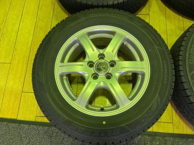 ☆プリウス(30系/50系)/インプレッサハッチバックなどの冬のご準備に!☆ 【BRIDGESTONE】FEID G6 +【BRIDGESTONE】BLIZZAK VRX3