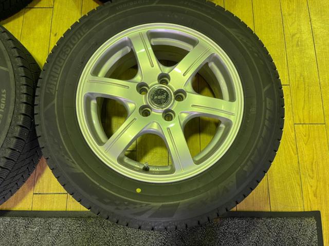 ☆プリウス(30系/50系)/インプレッサハッチバックなどの冬のご準備に!☆ 【BRIDGESTONE】FEID G6 +【BRIDGESTONE】BLIZZAK VRX3