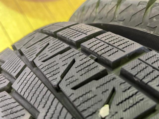 ☆ノア/ヴォクシー(5ナンバー80系まで)/エスクァイアの冬のご準備に!☆ 【A-TECH】SCHNEIDER StaG +【YOKOHAMA】iceGUARD iG70
