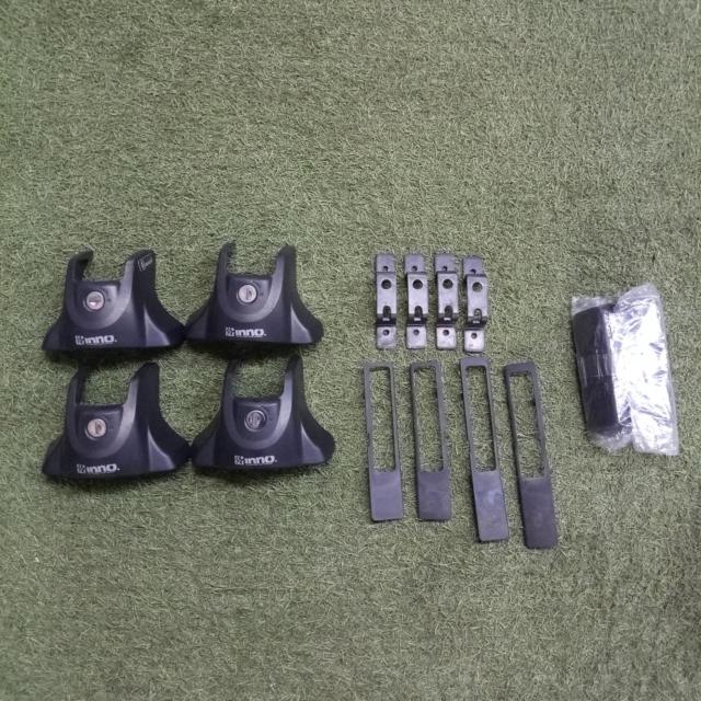 【INNO/RV-INNO】INXP+INB127BK+TR182 システムキャリアセット ※RAV4にて使用