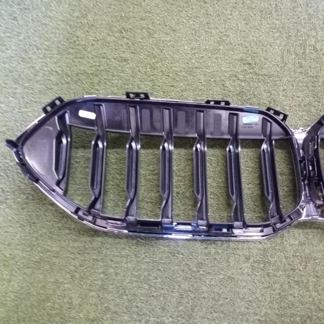 BMW Genuine 2 Series
F44
Front grille
Body only