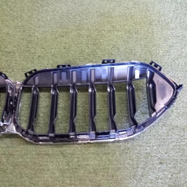 BMW Genuine 2 Series
F44
Front grille
Body only