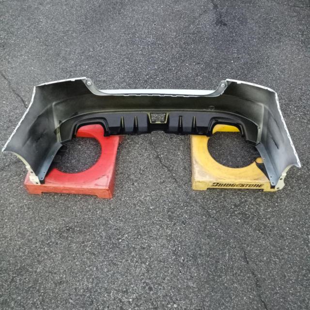 Subaru genuine rear bumper + aero splash
Body only
※ WRX
STi
VAB
