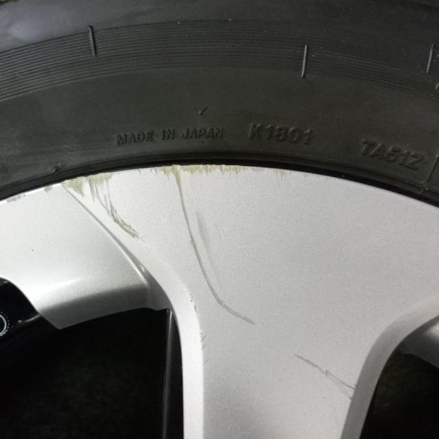 トヨタ純正(TOYOTA)  30系プリウス 後期純正アルミホイール + BRIDGESTONE(ブリヂストン) MILEX TA-51