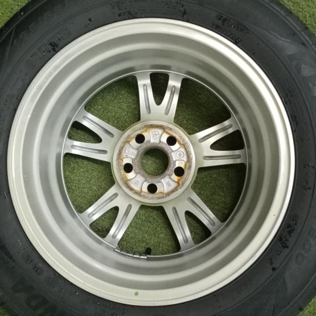 トヨタ純正(TOYOTA)  30系プリウス前期純正ホイール + KENDA(ケンダ) KR203 2026年製造
