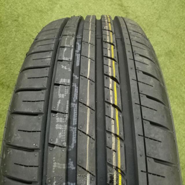 トヨタ純正(TOYOTA)  30系プリウス前期純正ホイール + KENDA(ケンダ) KR203 2026年製造