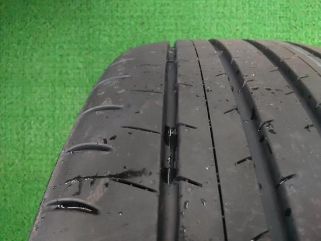 TOYOTA(トヨタ) AZSH32/KZSM30 クラウンセダン Zグレード純正ホイール + DUNLOP SP SPORT MAXX 050