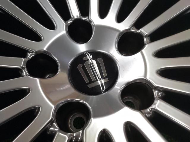 TOYOTA(トヨタ) AZSH32/KZSM30 クラウンセダン Zグレード純正ホイール + DUNLOP SP SPORT MAXX 050
