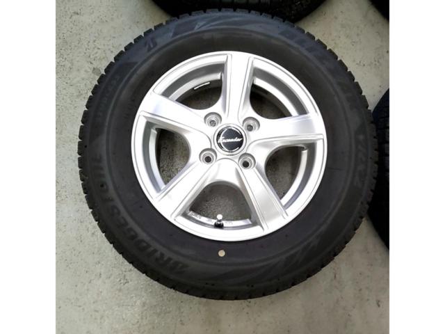 【HOT STUFF(ホットスタッフ)】Exceeder(エクシーダー) EXV (4HOLE)+【BRIDGESTONE】BLIZZAK VRX2