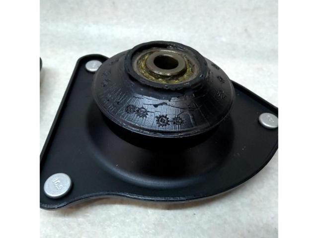 【メーカー不明】フロントショックアッパーマウント■BMW MINI R50.R52.R53