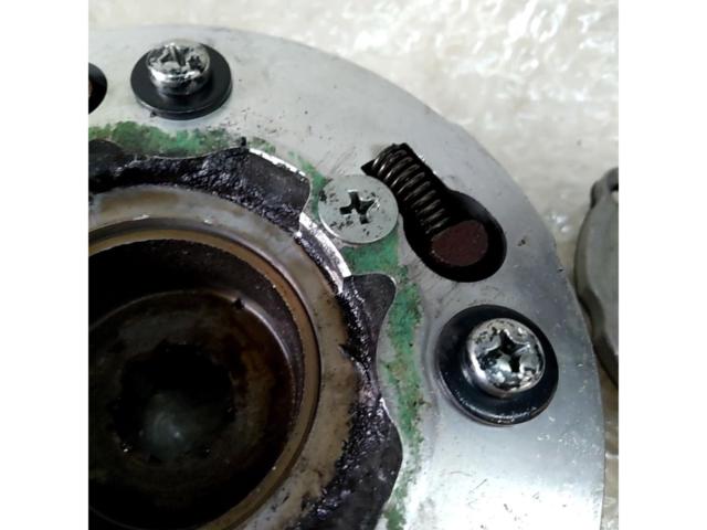 【ホンダ純正】スーパーカブ純正遠心クラッチ