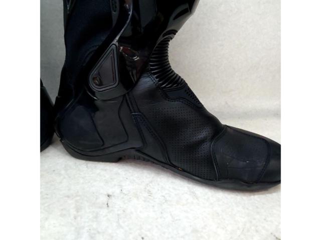 【DAINESE】TORQUE D1 OUT ゴアテックス サイズ:26.5cm