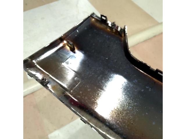 Genuine Toyota 200 Series Hiace
Genuine front grille (lower part only)
Removal of the Type 4 narrow body