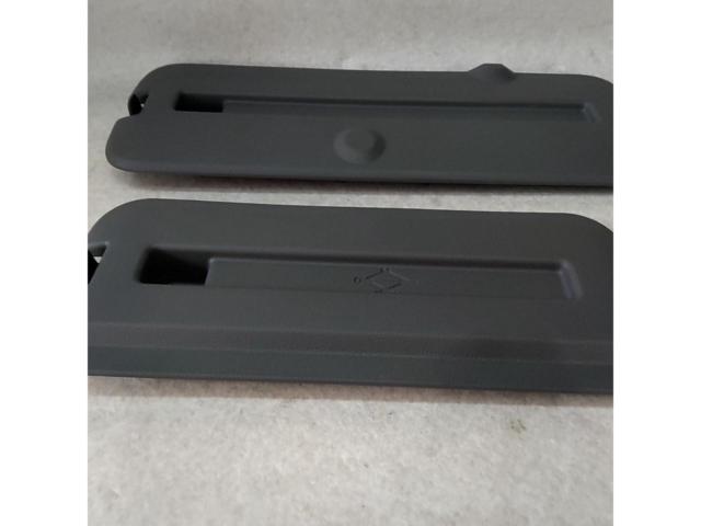 Suzuki genuine DA17V
EVERY
Under the rear seat
Rear side
Panel
Cover
