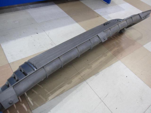 【ダットサン】サニー210 純正グリル