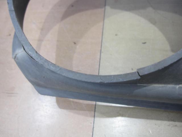 【ダットサン】サニー210 純正グリル