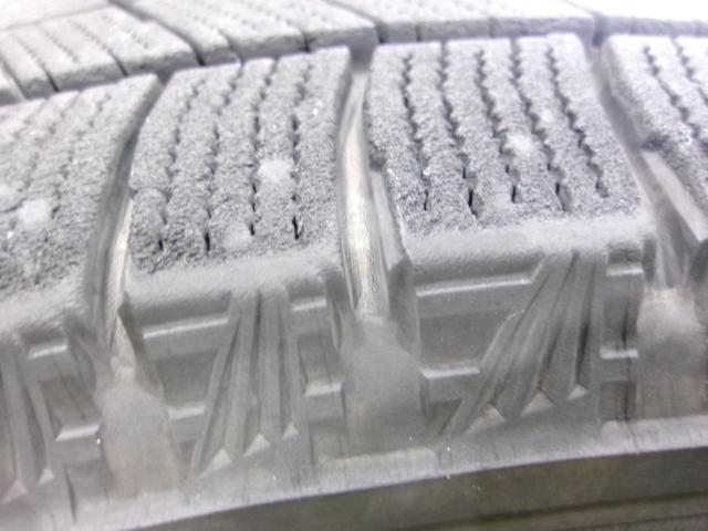 BRIDGESTONE BLIZZAK VRX3 + BRIDGESTONE TOPRUN VR5