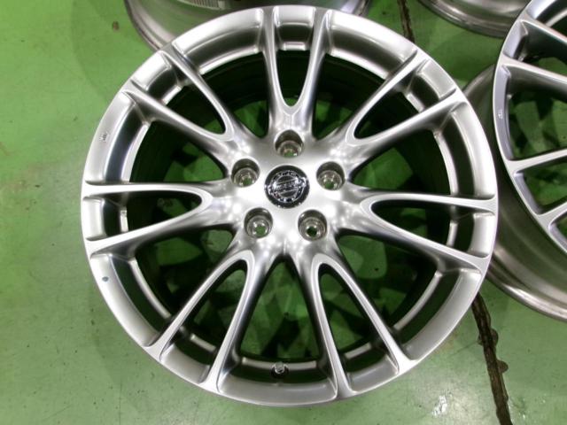 NISSAN V36スカイライン純正ホイール