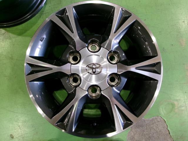 1F TOYOTA 200系ハイエース オプションアルミホイール