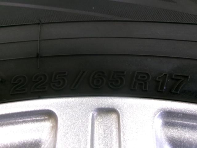 Plenty of grooves! Balance adjusted YOKOHAMA
iceGUARD7
iG70
+
BRIDGESTONE
BALMINUM
KR10