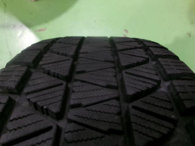 BRIDGESTONE BLIZZAK DM-V3 + BRIDGESTONE BALMINUM TR10