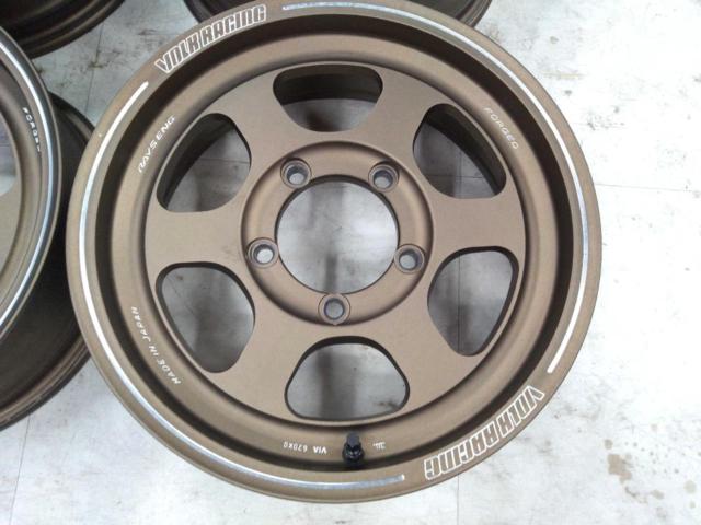 RAYS (Rays)
TE37
XT
FOR
JIMNY