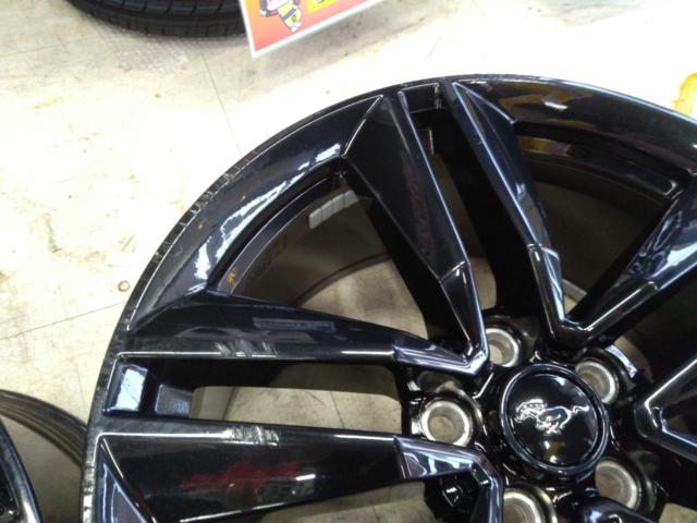 Ford (FORD)
Mustang/2015
50th anniversary car (50
YEARS
EDITION)
Original wheel