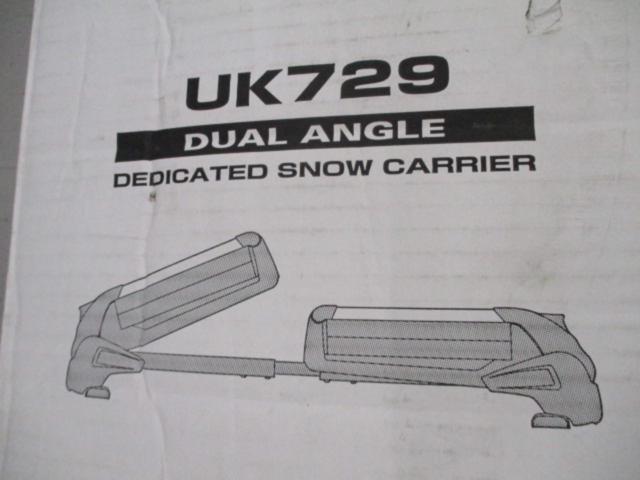 CAR-MATE RV-INNO UK729 デュアルアングル