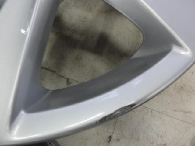 VOLVO V60純正ホイール